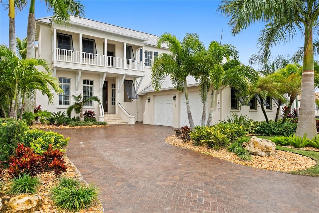 3012 CHRISTOPHERS WATCH LANE RUSKIN, FL 33570