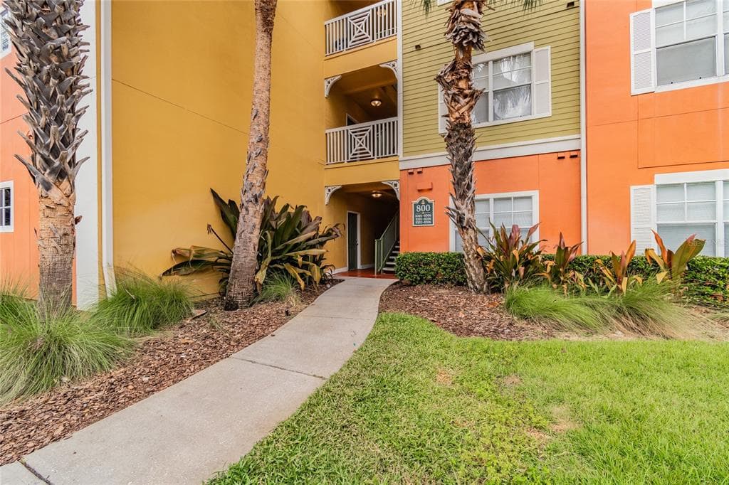 4207 S DALE MABRY HIGHWAY UNIT 8101 TAMPA, FL 33611