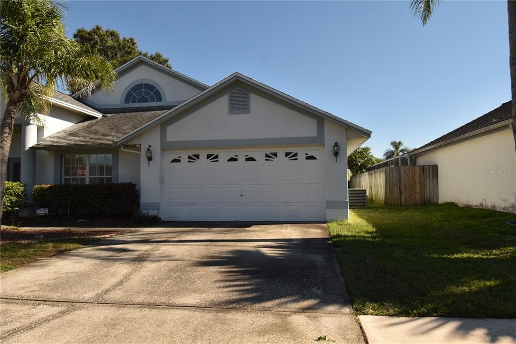 8707 MIDDLE CROSS PLACE TAMPA, FL 33635