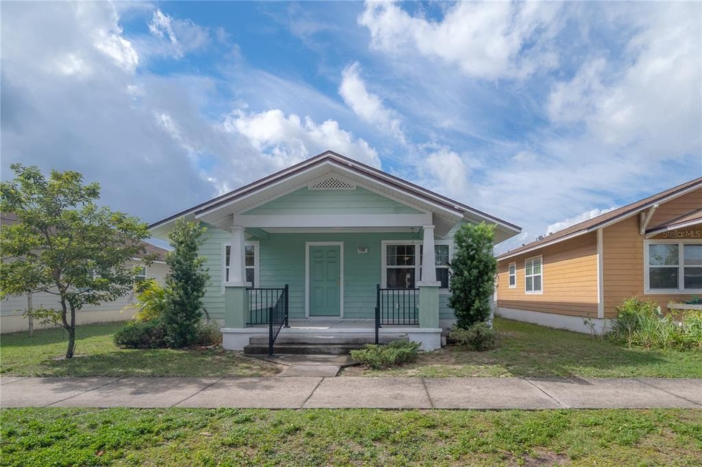 1136 N FLORENCE AVENUE LAKELAND, FL 33805