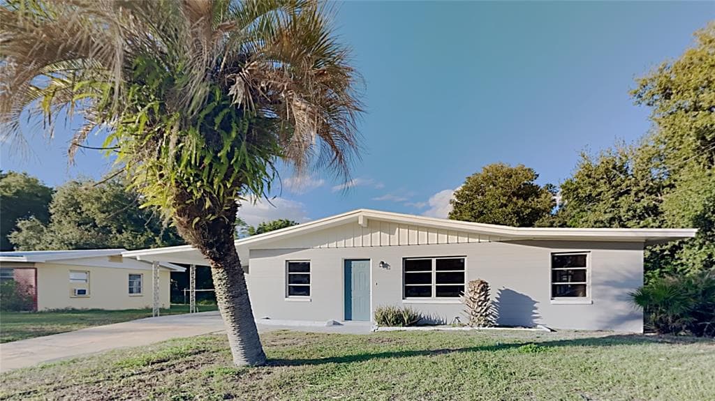 205 WINDEMERE AVENUE EUSTIS, FL 32726