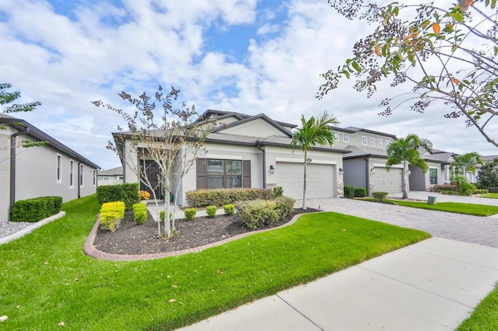 19373 BREYNIA DRIVE LUTZ, FL 33558