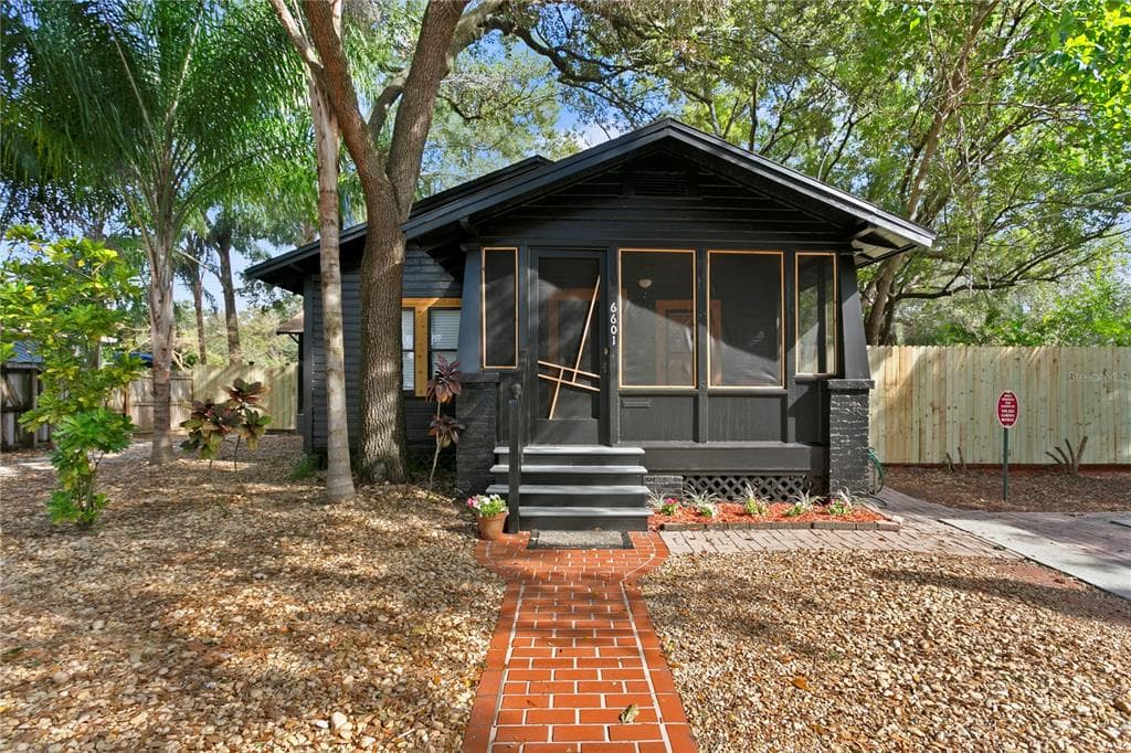 6601 N NAVIN AVENUE TAMPA, FL 33604