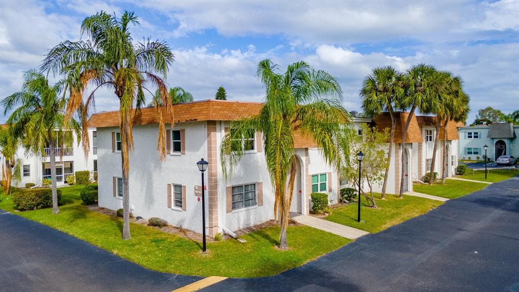 357 S MCMULLEN BOOTH ROAD UNIT 120 CLEARWATER, FL 33759