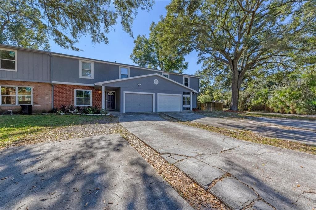 8415 N ALBANY AVENUE UNIT C TAMPA, FL 33604