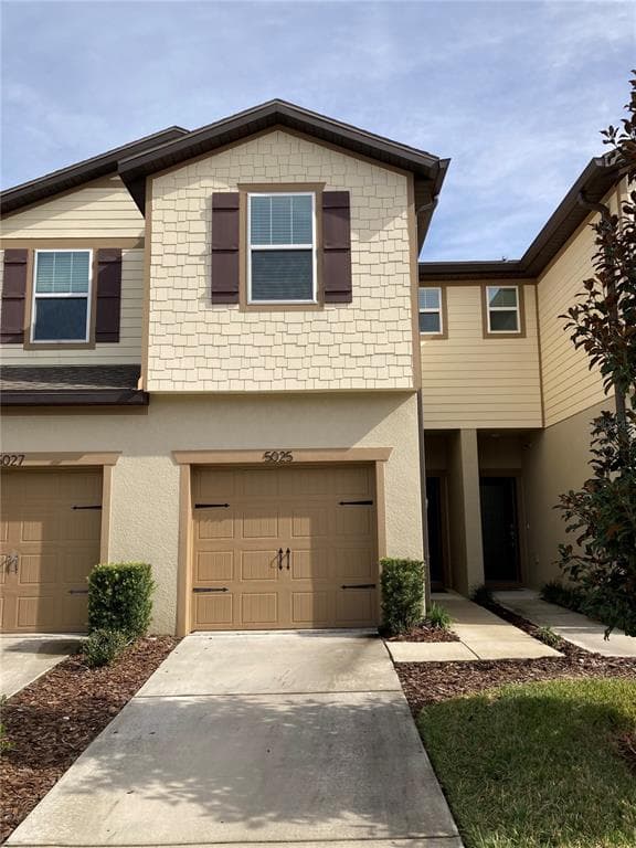 5025 SYLVESTER LOOP TAMPA, FL 33610