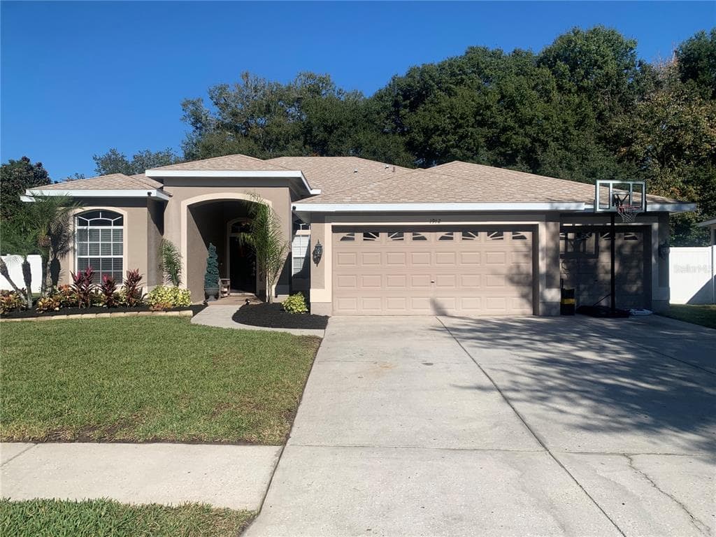 1912 RUTHERFORD DRIVE DOVER, FL 33527