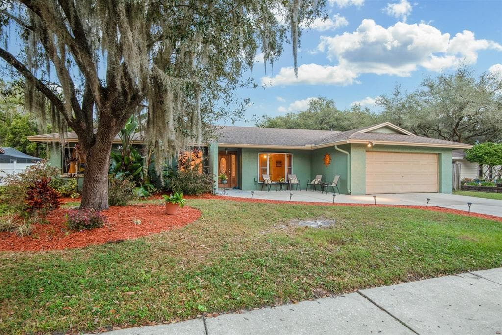 1216 WILDROSE DRIVE LUTZ, FL 33549