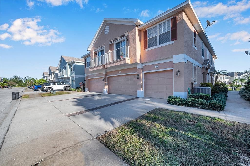 8520 SHALLOW CREEK COURT NEW PORT RICHEY, FL 34653
