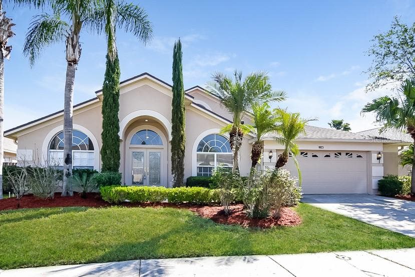 18123 SWEET JASMINE DRIVE TAMPA, FL 33647