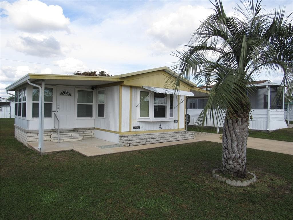 37235 EILEEN AVENUE ZEPHYRHILLS, FL 33542