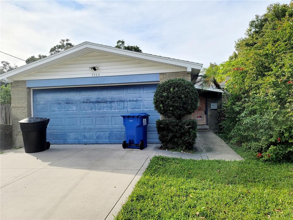 5320 DENVER STREET NE ST PETERSBURG, FL 33703