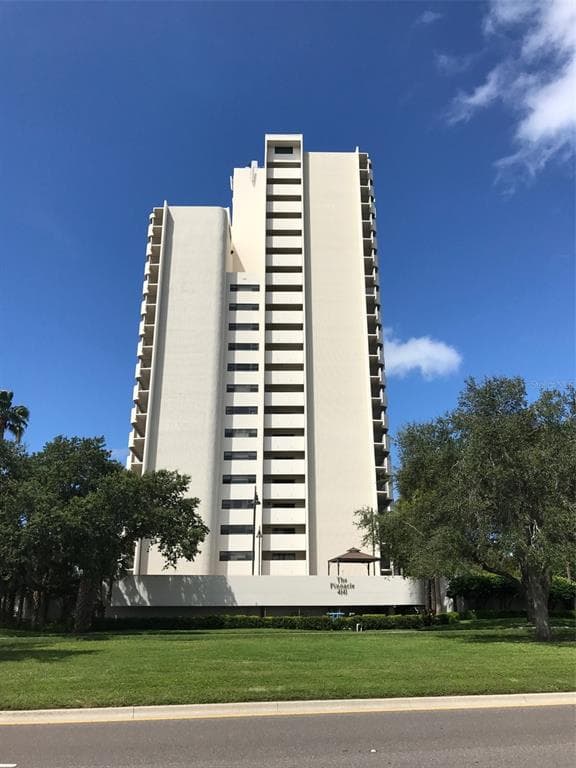 4141 BAYSHORE BOULEVARD UNIT 205 TAMPA, FL 33611