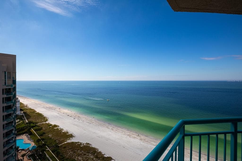 1540 GULF BOULEVARD UNIT 2004 CLEARWATER, FL 33767