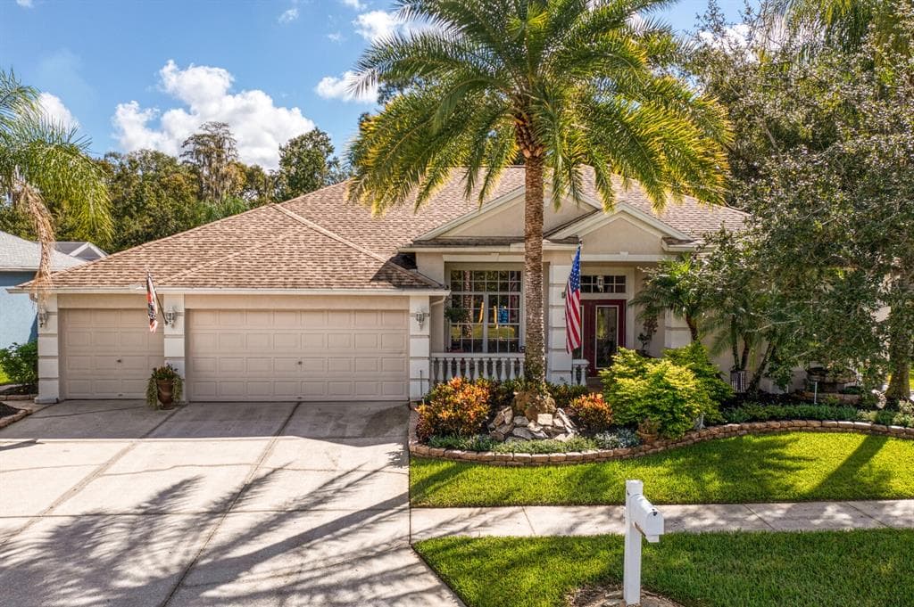 5017 SILVER CHARM TERRACE ZEPHYRHILLS, FL 33544