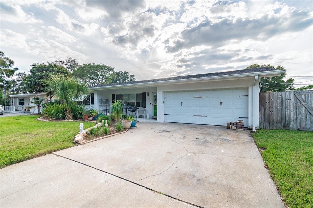 1820 RIDGEWAY DRIVE CLEARWATER, FL 33755