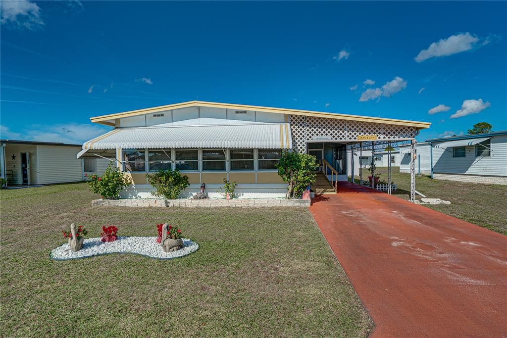 35121 ADA AVENUE ZEPHYRHILLS, FL 33541