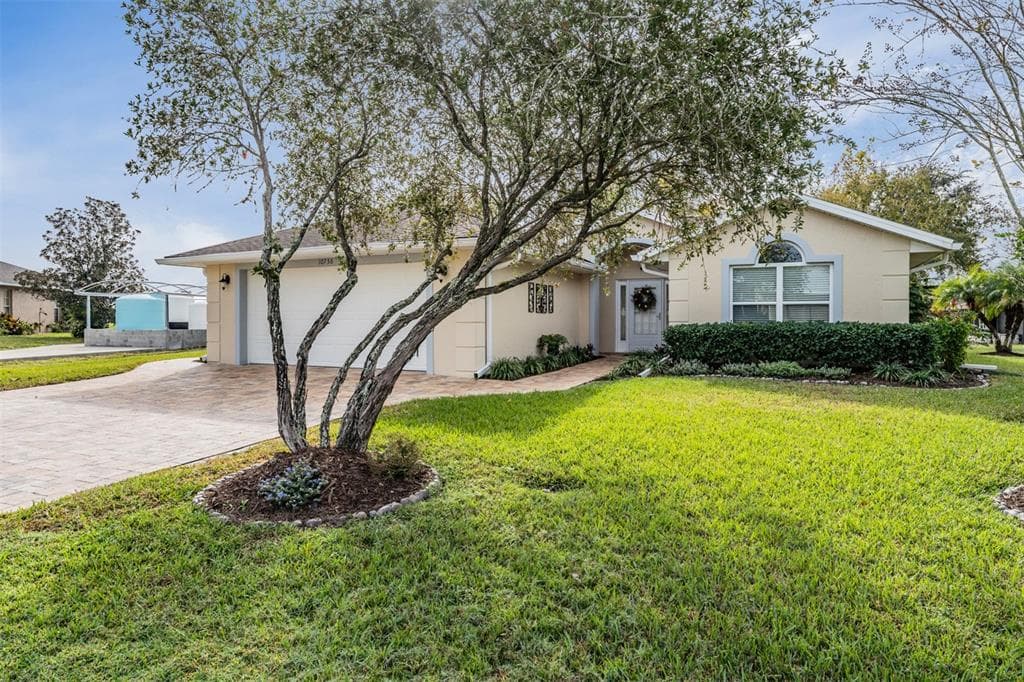 10736 HOCK LANE SAN ANTONIO, FL 33576