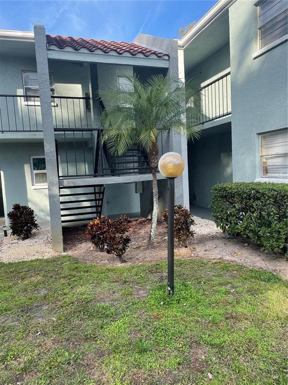 2856 SOMERSET PARK DRIVE UNIT 102