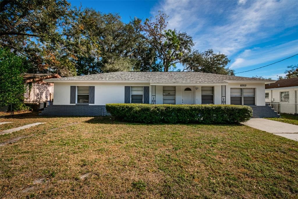 8303 TUPELO DRIVE TAMPA, FL 33637