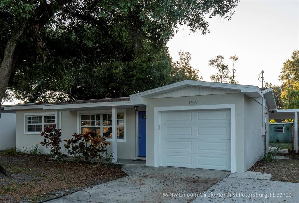 156 NW LINCOLN CIRCLE N ST PETERSBURG, FL 33702