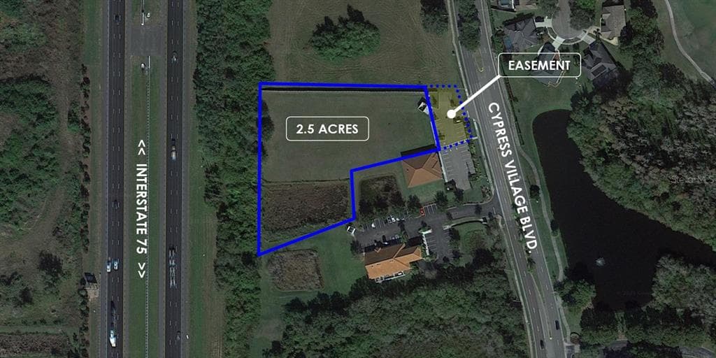 1046 CYPRESS VILLAGE BOULEVARD RUSKIN, FL 33573