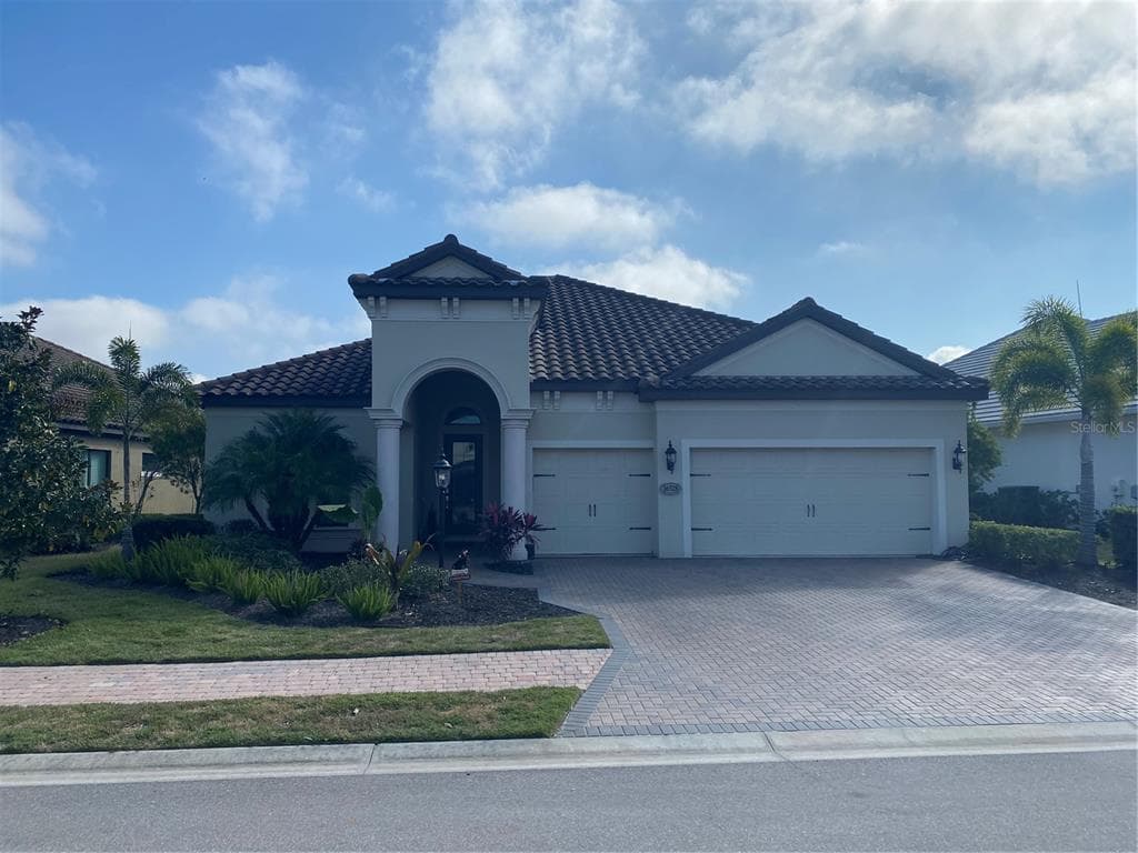 16528 BERWICK TERRACE BRADENTON, FL 34202