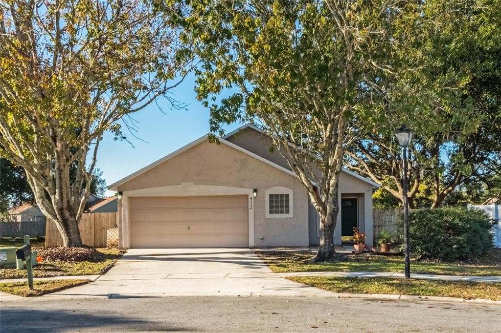 4312 PEBBLESTONE COURT ORLANDO, FL 32826