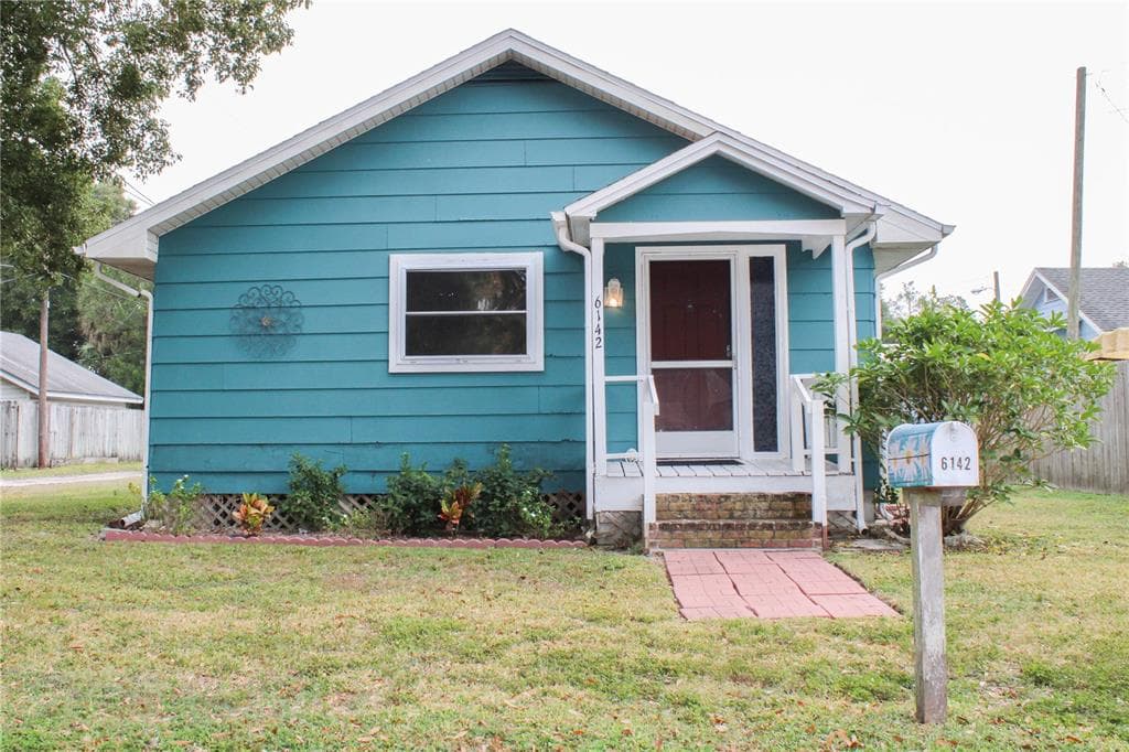 6142 JACKSON STREET NEW PORT RICHEY, FL 34653