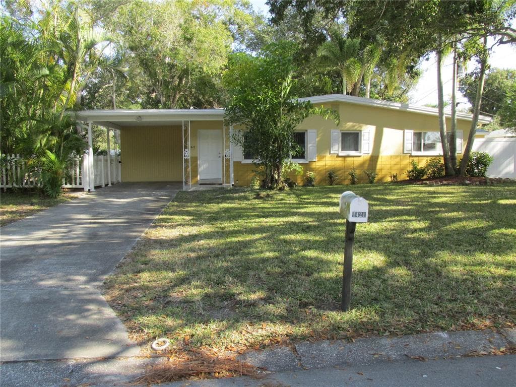 1421 WOOD AVENUE CLEARWATER, FL 33755