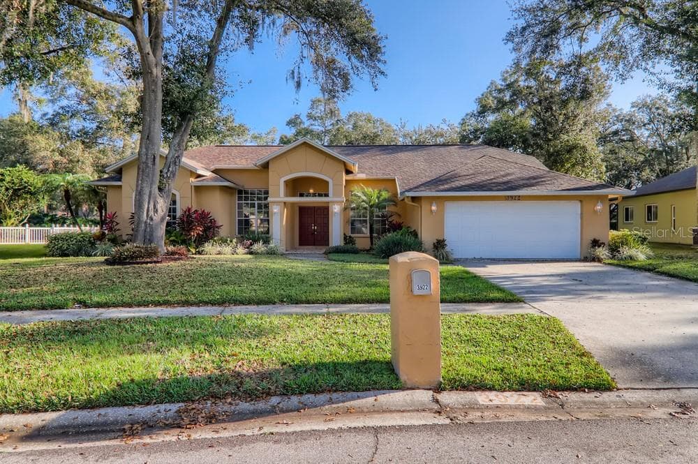 3922 NORTHRIDGE DRIVE VALRICO, FL 33596