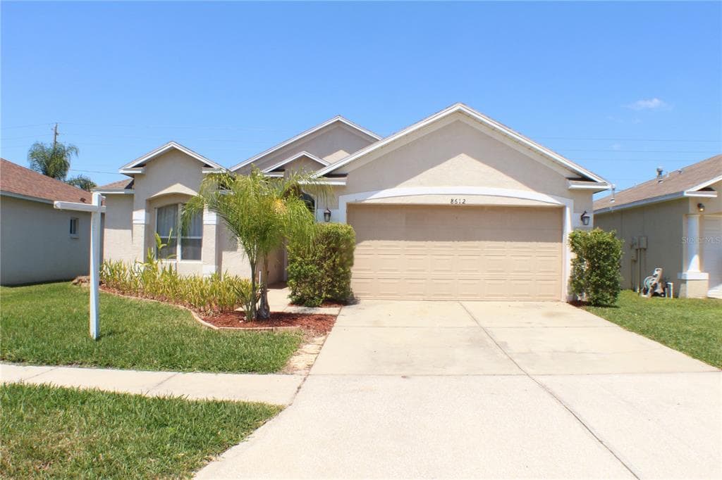 8612 CARA PARK WAY TAMPA, FL 33635