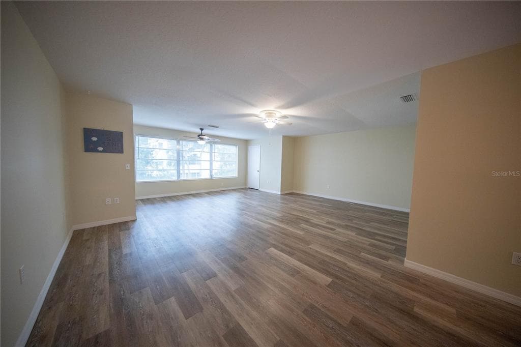 5521 80TH STREET N UNIT 204 ST PETERSBURG, FL 33709