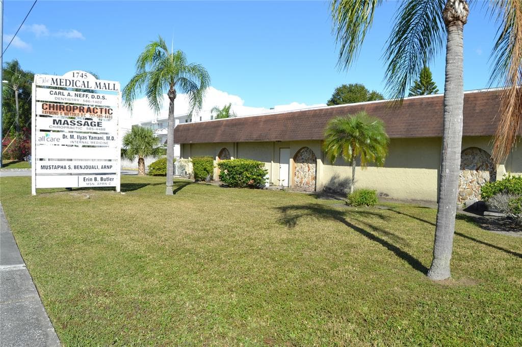 1745 S HIGHLAND AVENUE UNIT 6 CLEARWATER, FL 33756