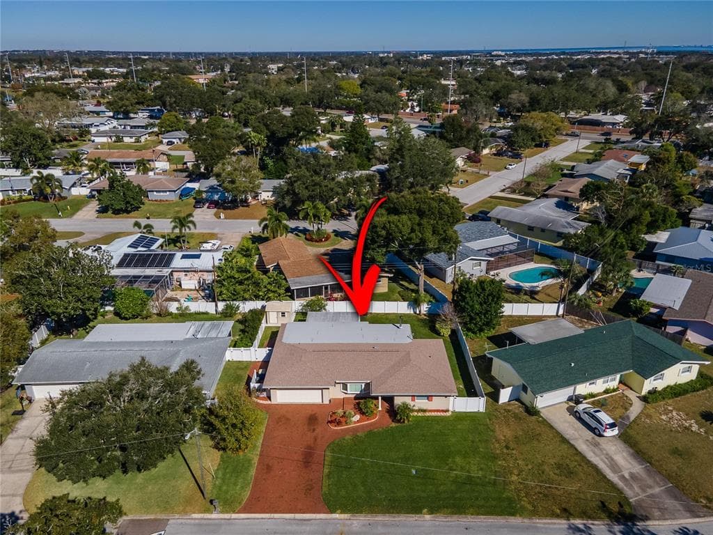 2156 UNIVERSITY COURT CLEARWATER, FL 33764