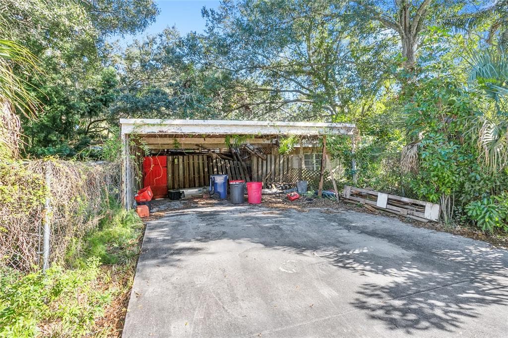 4717 CRYSTAL AVENUE SARASOTA, FL 34231