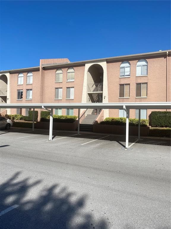 265 114TH AVENUE N UNIT 3 ST PETERSBURG, FL 33716