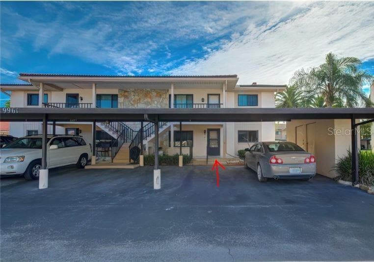 9961 EAGLES POINT CIRCLE UNIT B, no2 PORT RICHEY, FL 34668