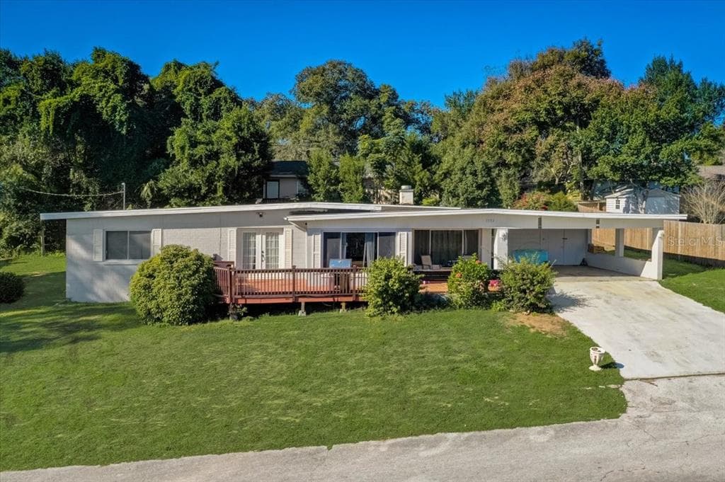 1002 LAKEVIEW DRIVE EUSTIS, FL 32726