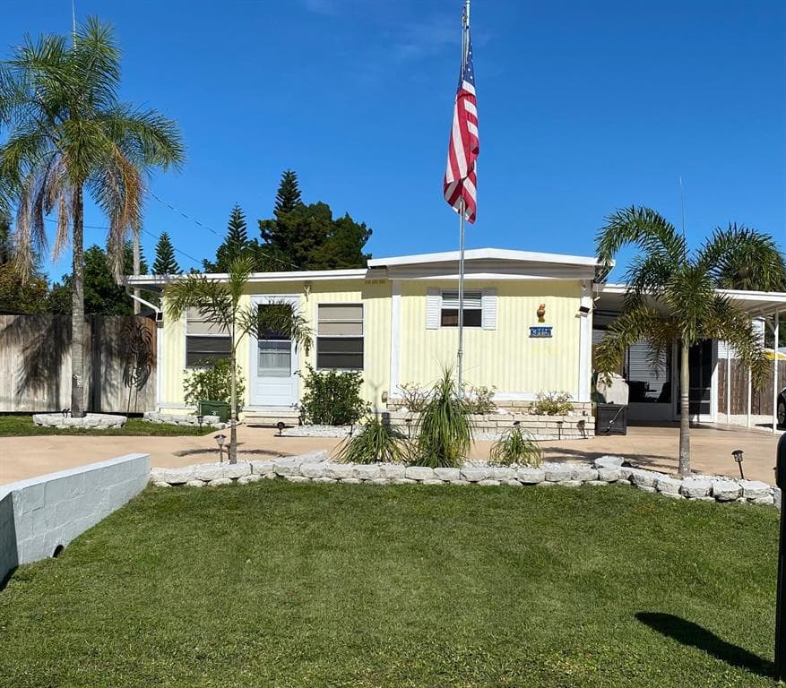 319 EDWIN DRIVE RUSKIN, FL 33570