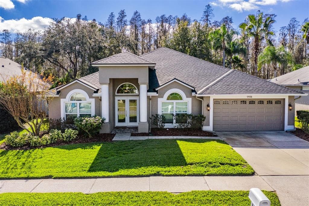 9918 COLONNADE DRIVE TAMPA, FL 33647