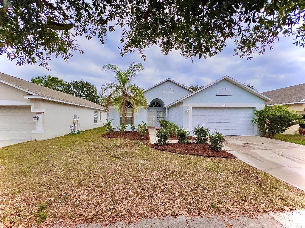 2207 ROANOKE SPRINGS DRIVE RUSKIN, FL 33570