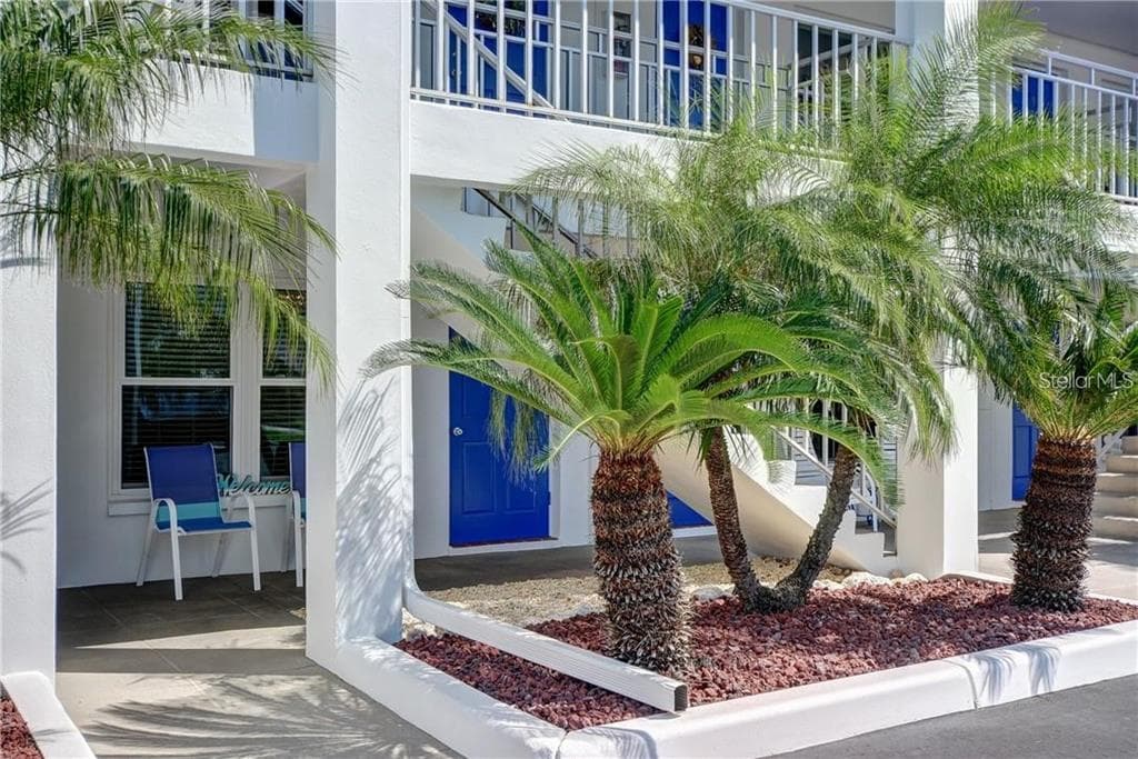 7151 SUNSET WAY UNIT 2 ST PETE BEACH, FL 33706