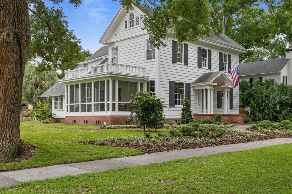 716 14TH AVENUE NE ST PETERSBURG, FL 33701
