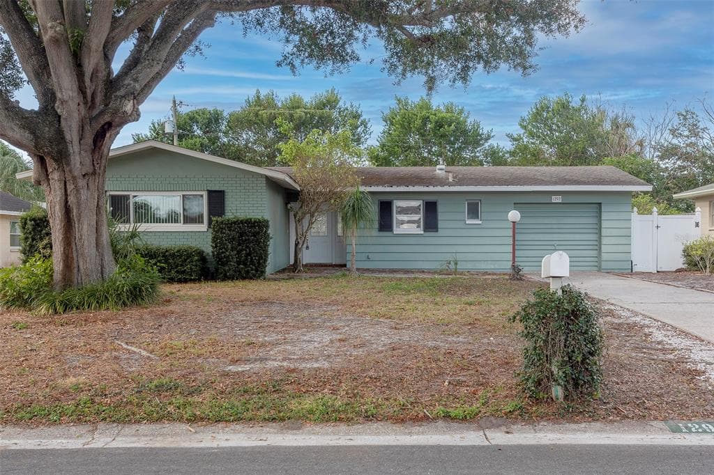 1292 GRENADA AVENUE CLEARWATER, FL 33764