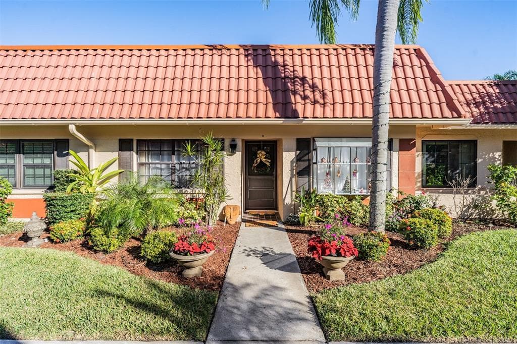 19029 US HIGHWAY 19 N UNIT 24B CLEARWATER, FL 33764