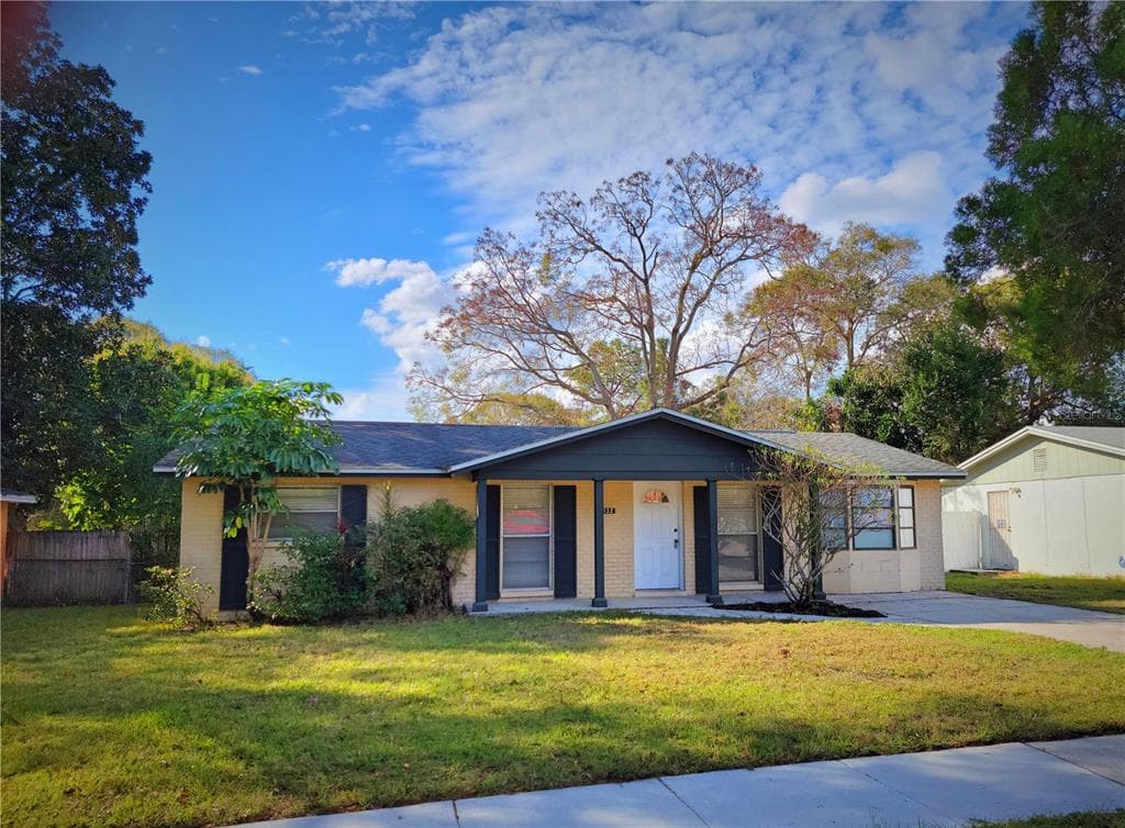 1132 MELONWOOD AVENUE CLEARWATER, FL 33759