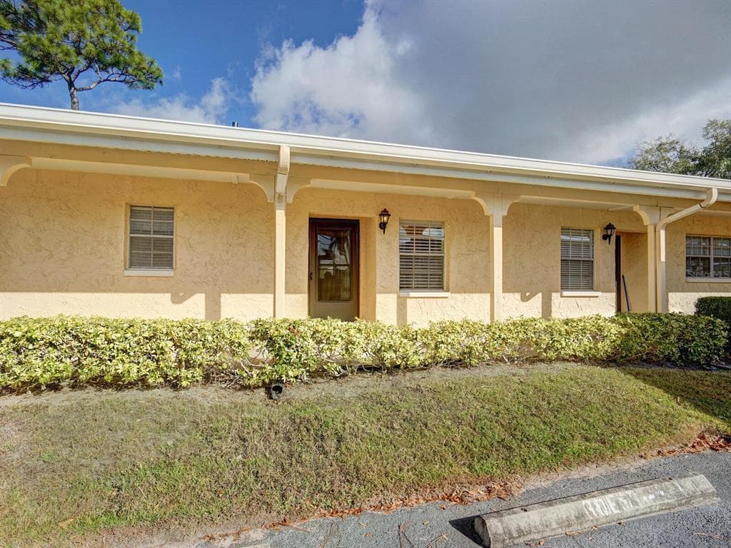 2465 NORTHSIDE DRIVE UNIT 1205 CLEARWATER, FL 33761