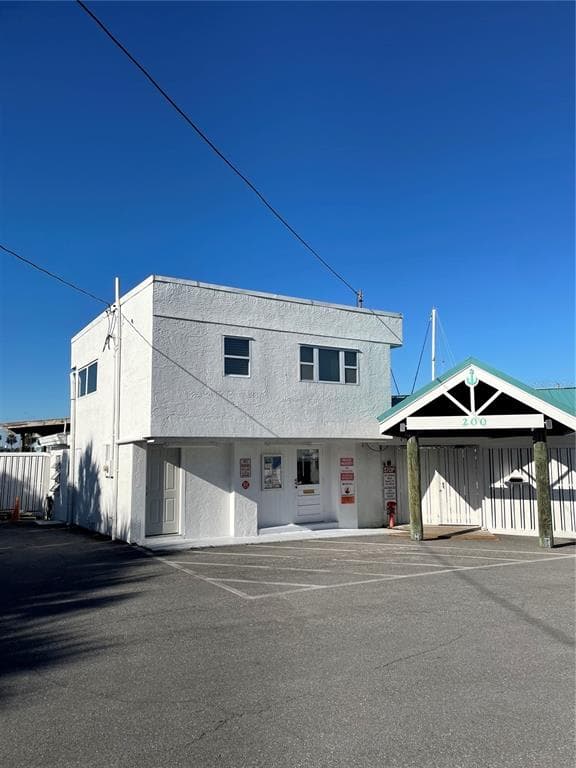200 WINDWARD PASSAGE UNIT 28F