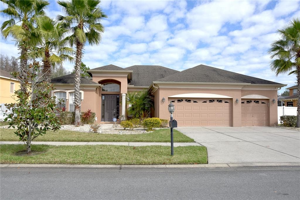 10524 PALM COVE AVENUE TAMPA, FL 33647